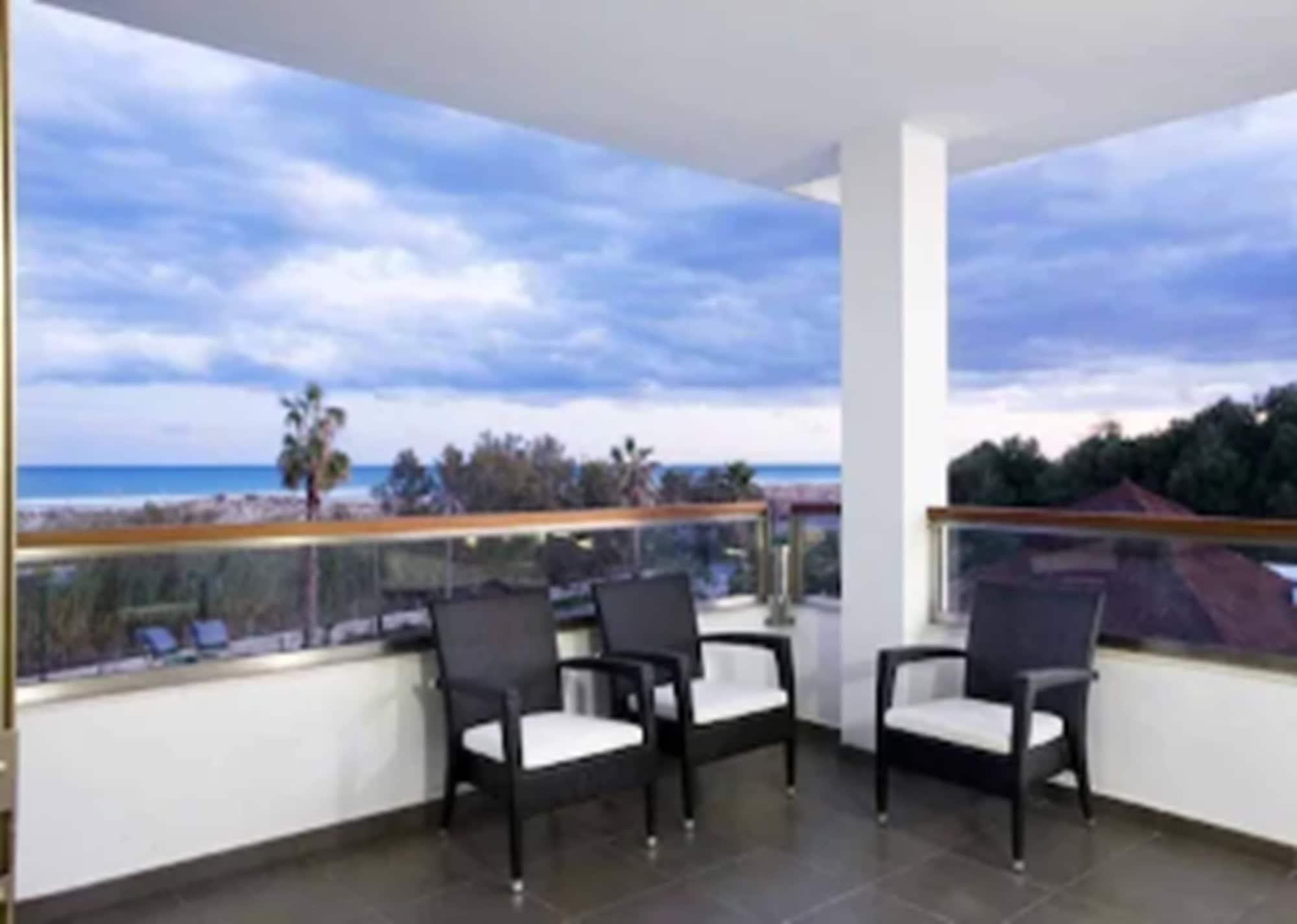 Hotel Baru Sagunto